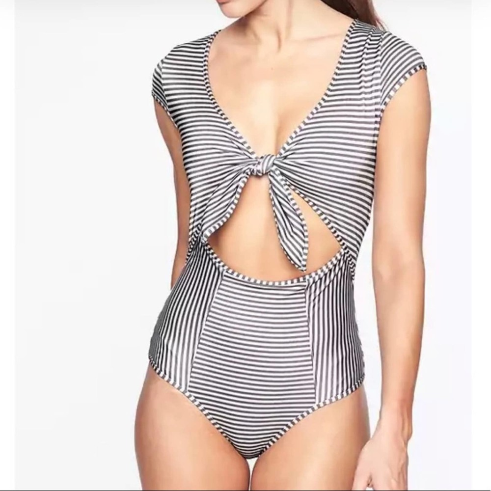 Athleta Gray Aqualuxe Lotus Tie Front One piece